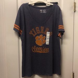 Clemson v-neck tee